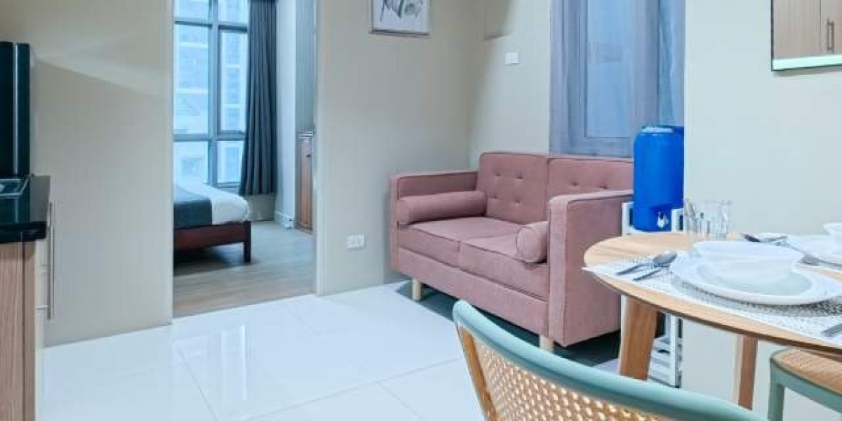 Serviced Apartments in Delhi – Who Actually Stays in Them and Why